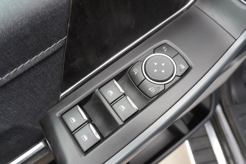 Used 2022 Black Ford Lariat image 21