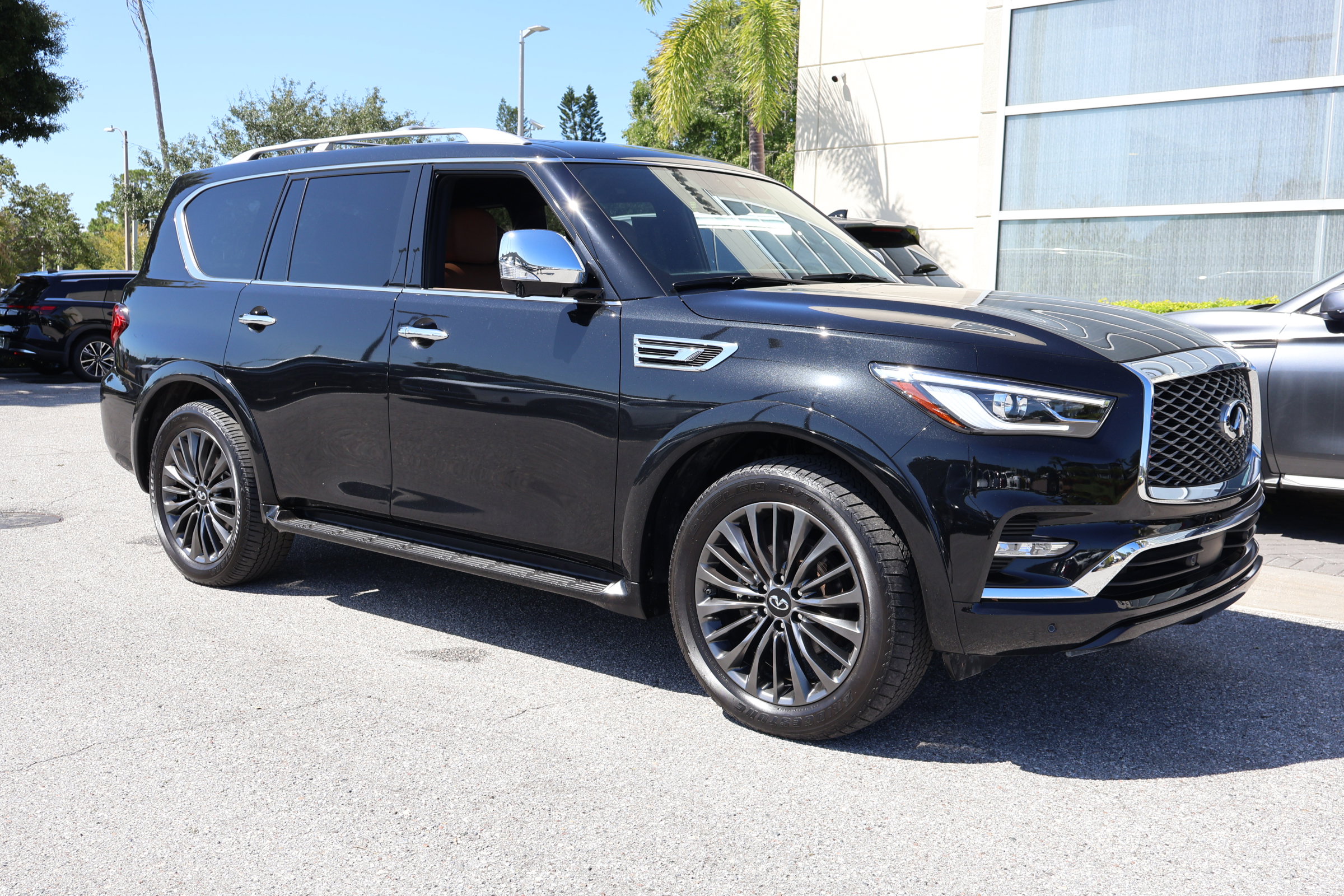 2024 Infiniti QX80 Sensory photo 8