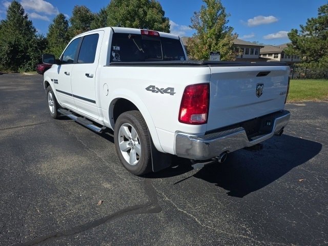 2018 Ram 1500 SLT photo 2