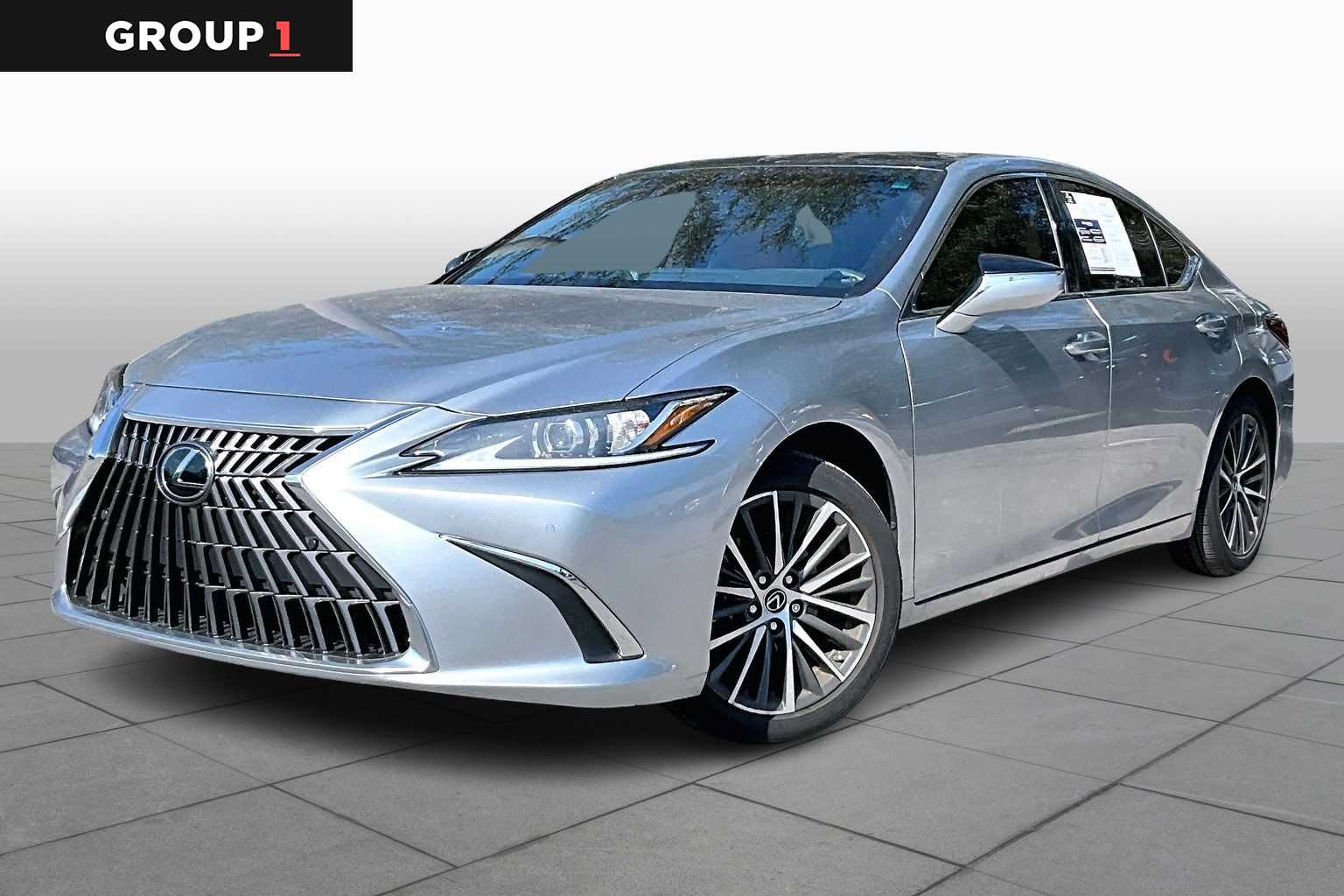 2023 Lexus ES 350's photo