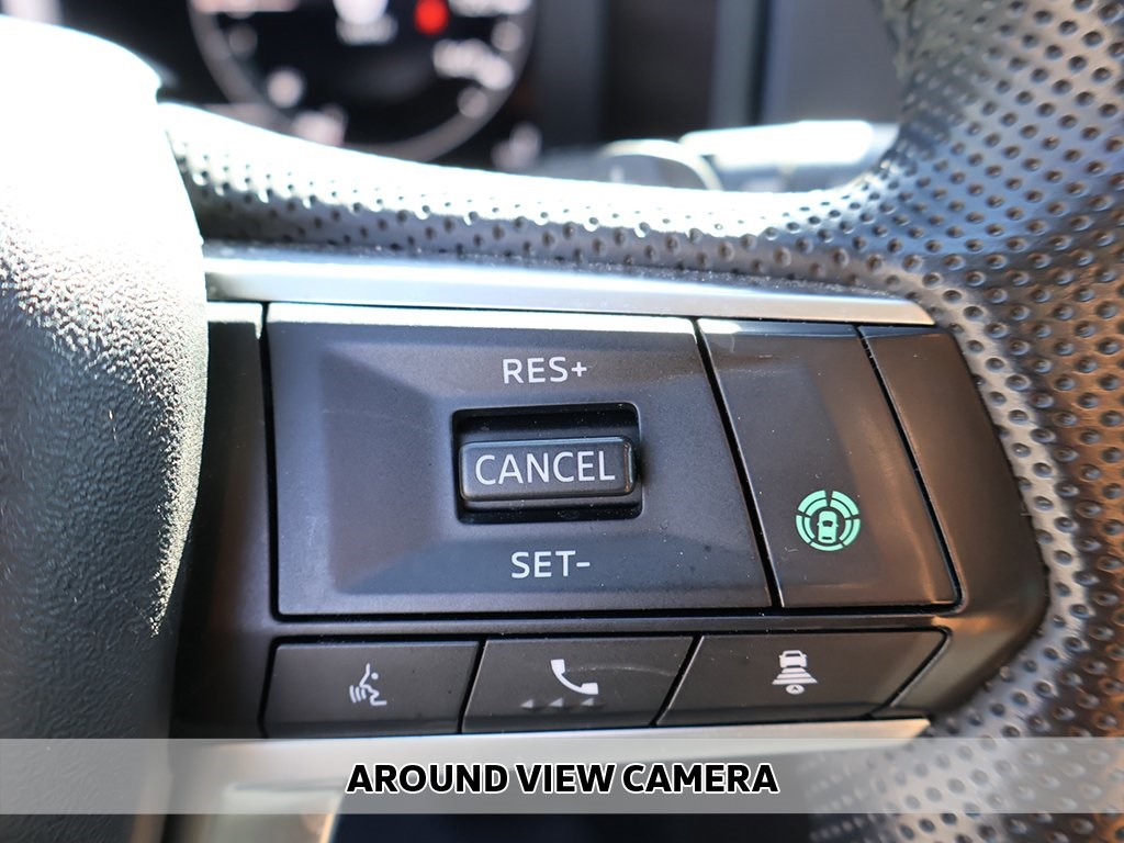 2023 Mitsubishi Outlander PHEV SEL photo 3