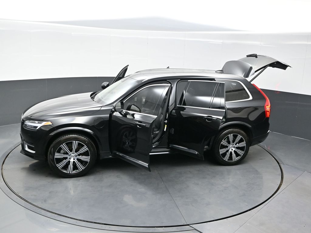 2022 Volvo XC90 T8 Inscription Expression photo 33