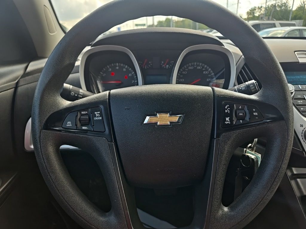 2015 Chevrolet Equinox LS photo 14