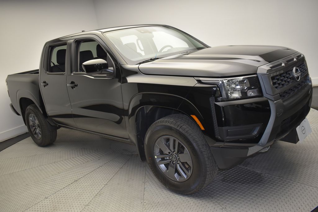 2025 Nissan Frontier SV photo 3