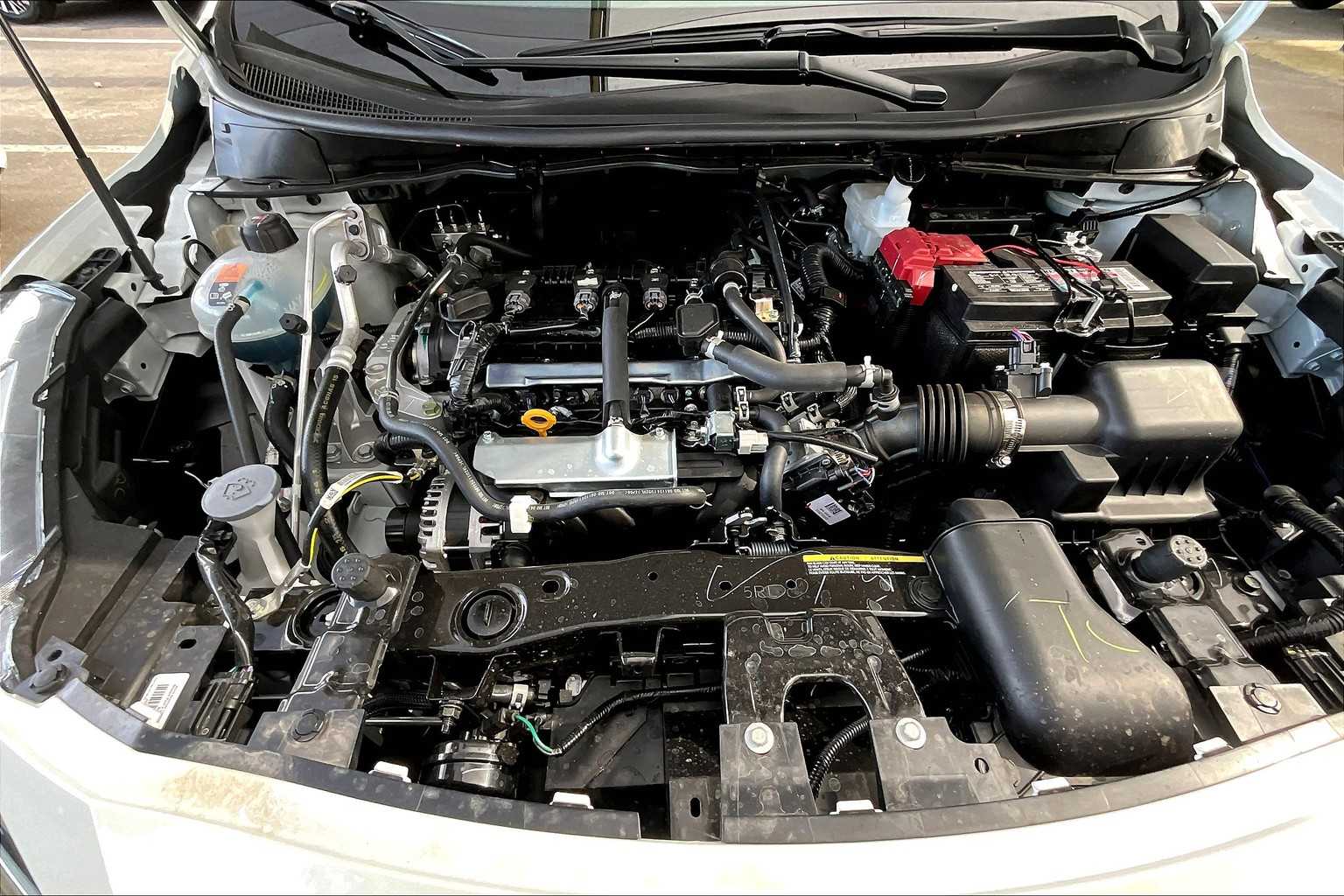 2025 Nissan Versa SV photo 15