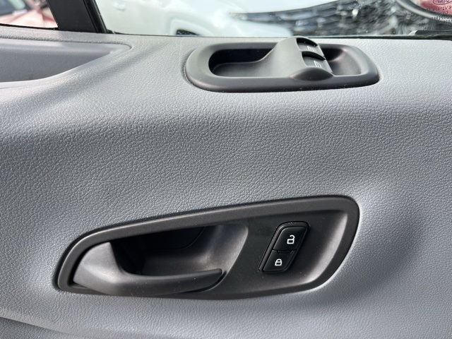 2019 Ford Transit photo 19
