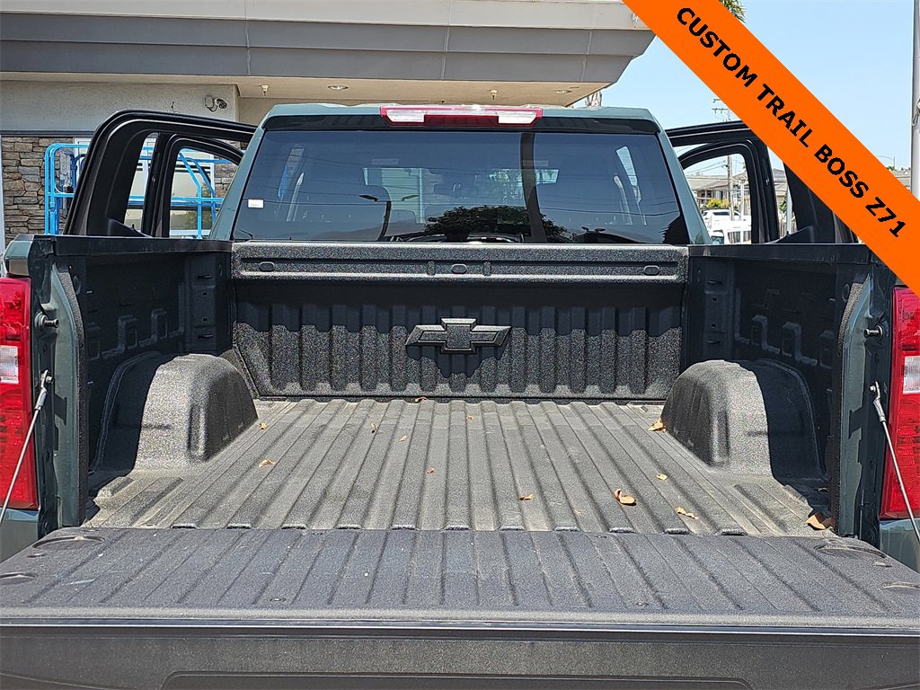 2025 Chevrolet Silverado 1500 Custom Trail Boss photo 12