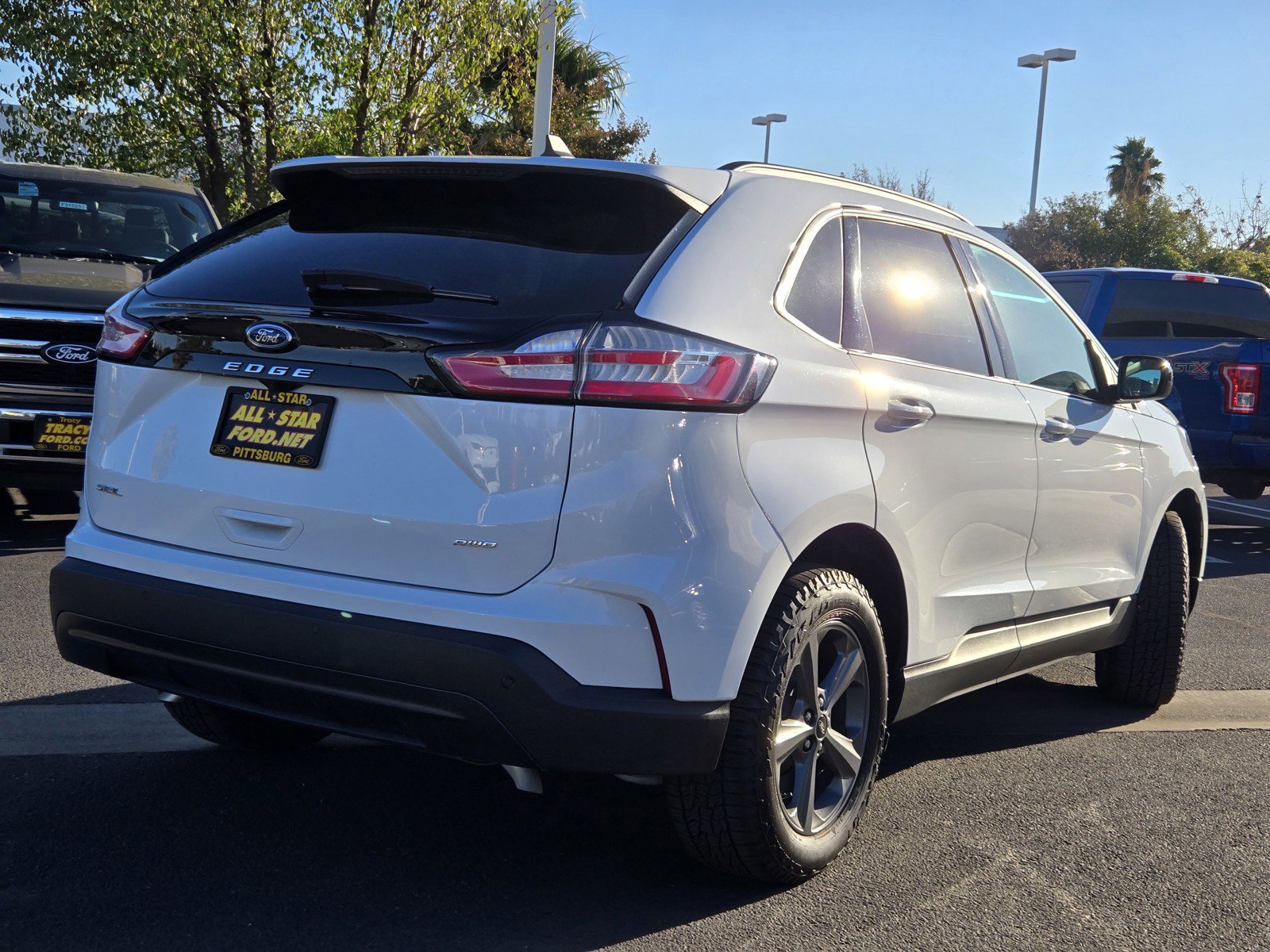 2024 Ford Edge SEL photo 4