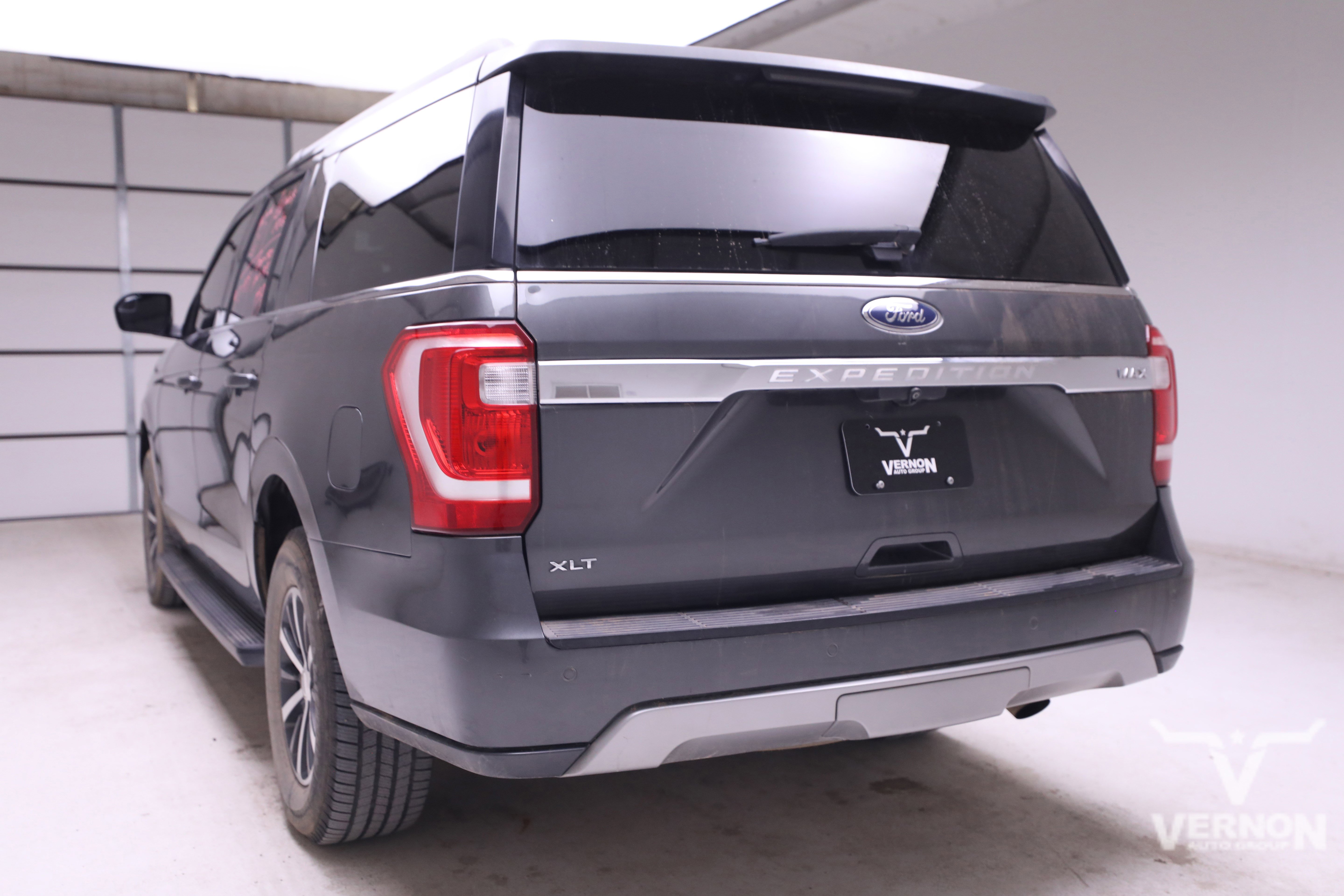 Used 2018 Ford Expedition XLT with VIN 1FMJK1HT1JEA39084 for sale in Vernon, TX