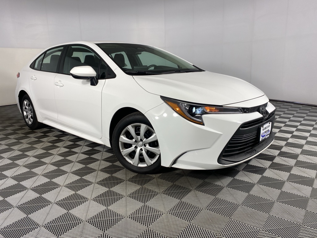 2024 Toyota Corolla LE photo 10