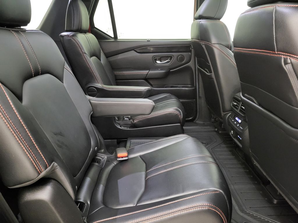 2025 Honda Pilot TrailSport photo 41