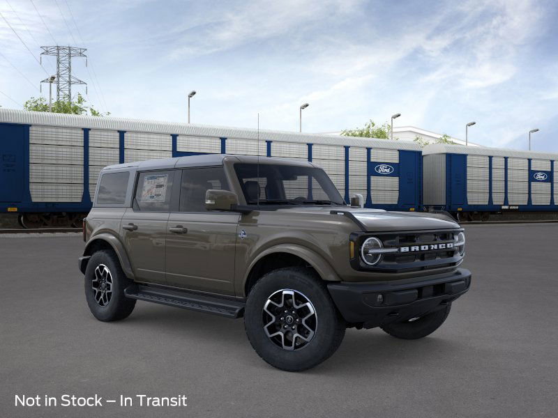 2025 Ford Bronco Outer Banks photo 6
