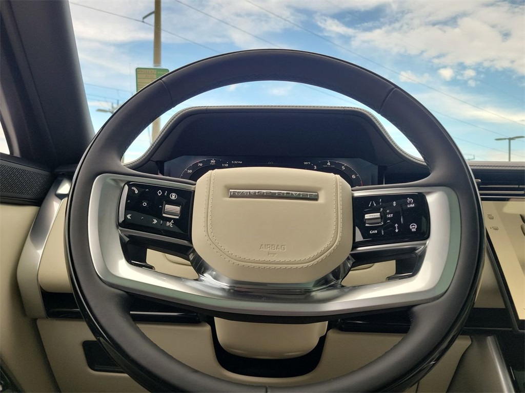 2025 Land Rover Range Rover Autobiography photo 25