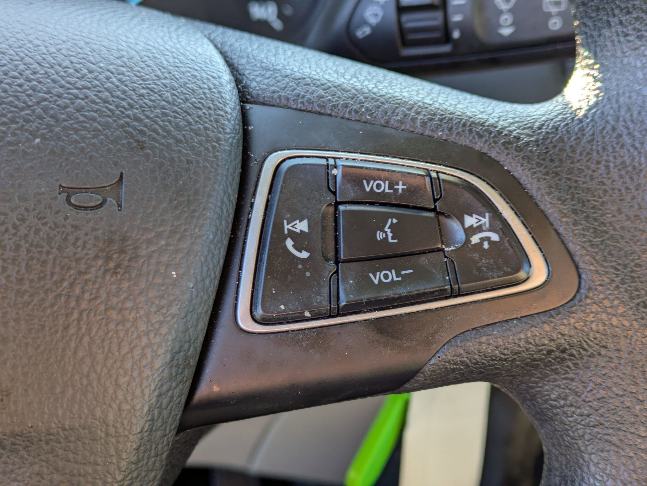 2021 Ford EcoSport S photo 13