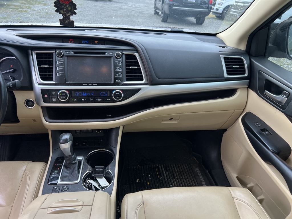 2018 Toyota Highlander XLE photo 16