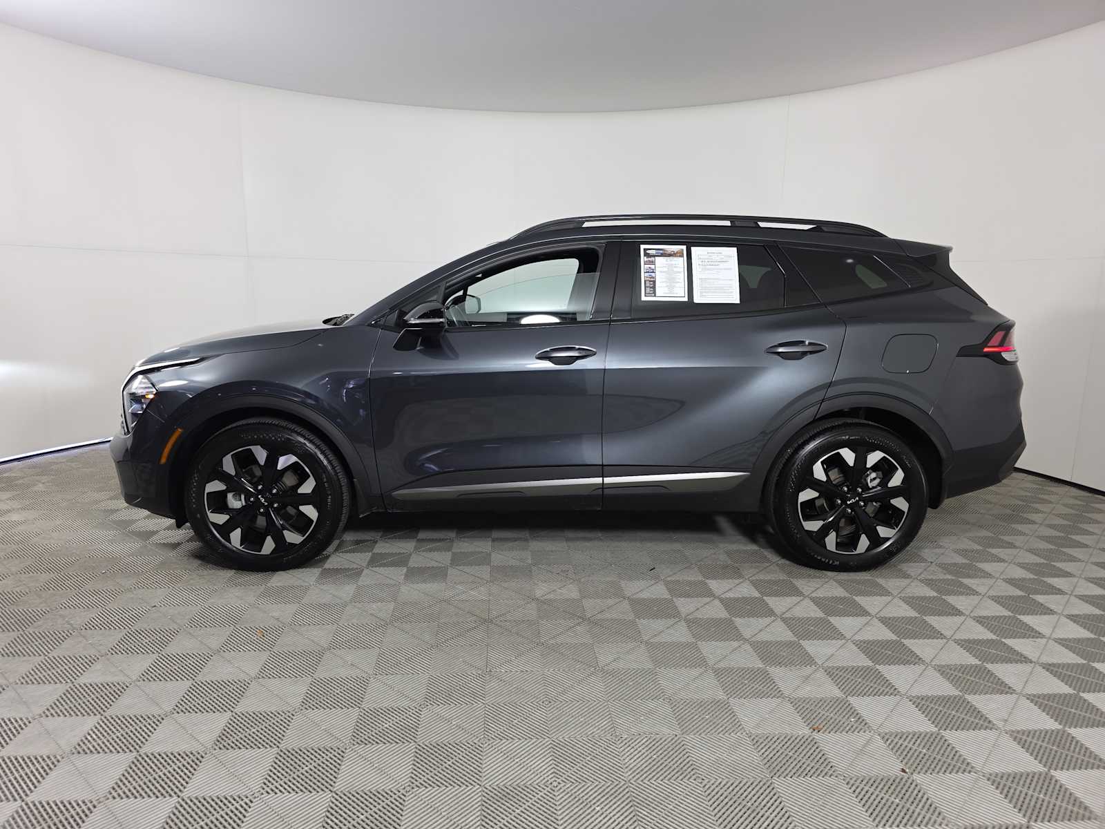 2023 Kia Sportage X-Line photo 4