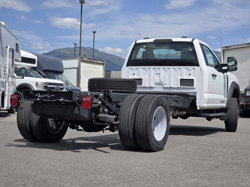 2024 Ford F-600 photo 20