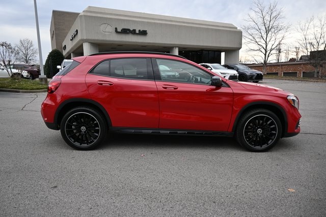 2019 Mercedes Benz GLA 250 4MATIC photo 2