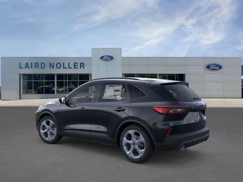 2025 Ford Escape ST-Line photo 3
