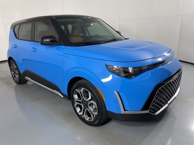 2025 Kia Soul EX photo 2