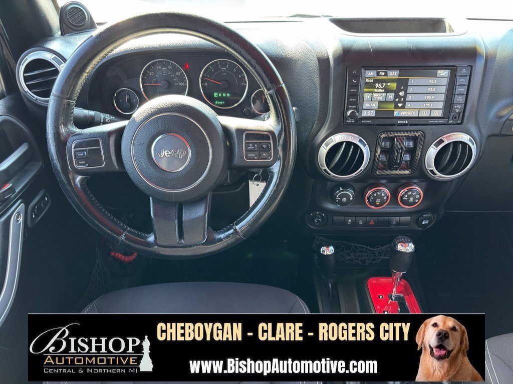 2014 Jeep Wrangler Unlimited Sahara photo 17