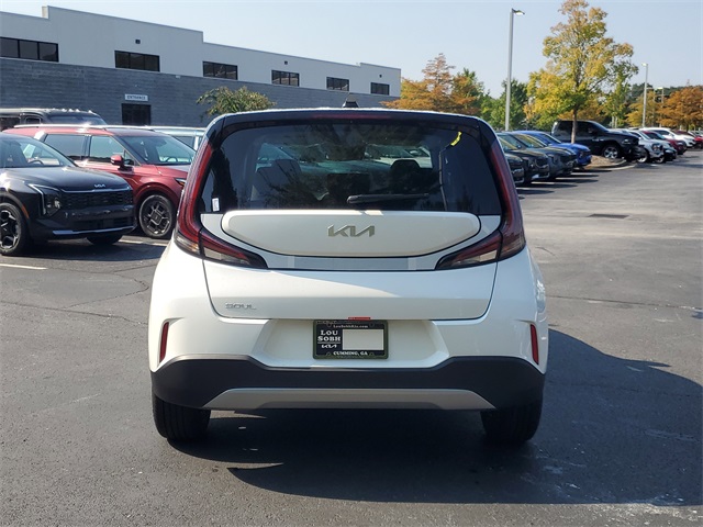 2025 Kia Soul LX S photo 5
