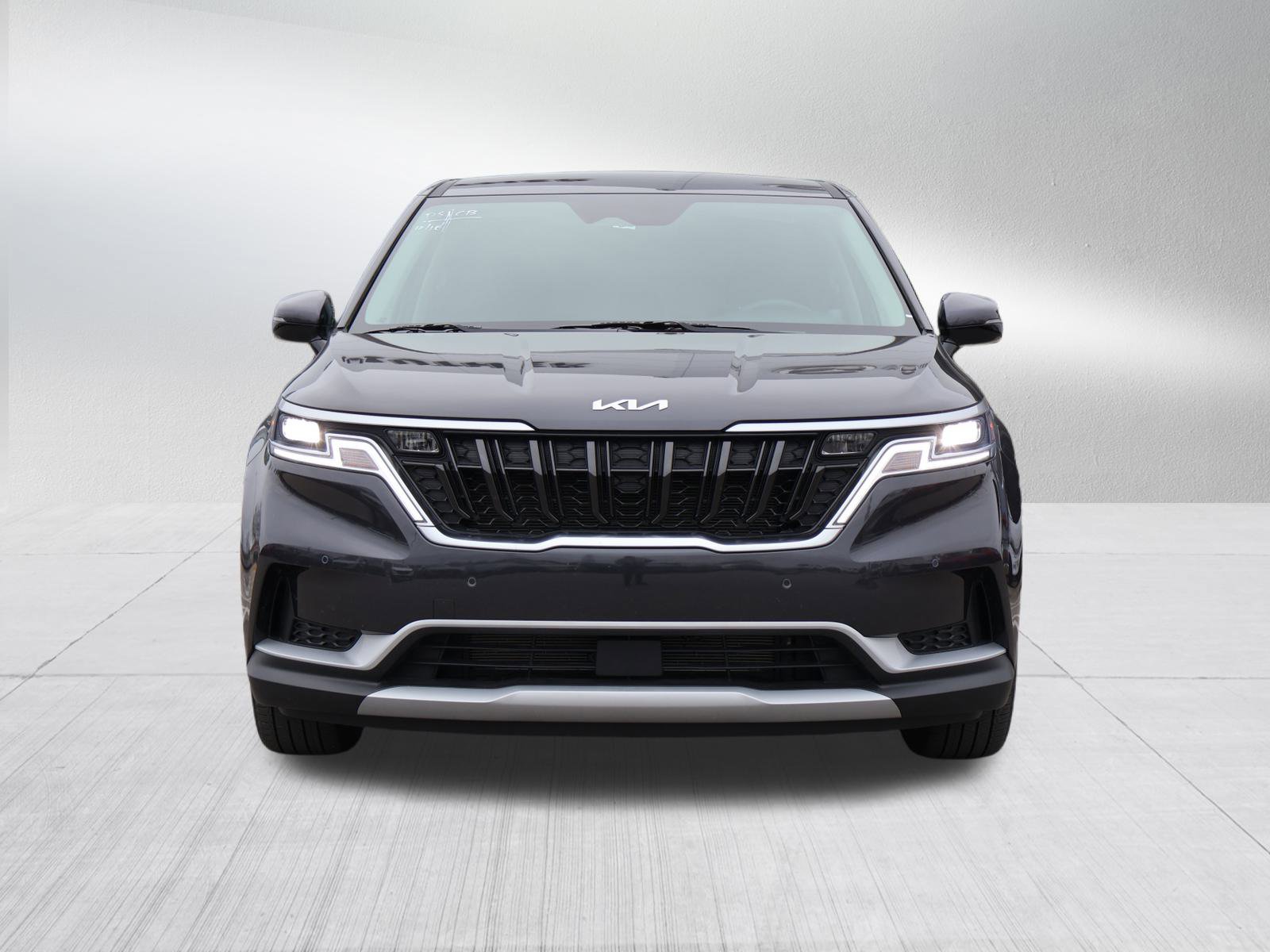 Used 2022 Kia Carnival EX with VIN KNDNC5H33N6071769 for sale in Kansas City