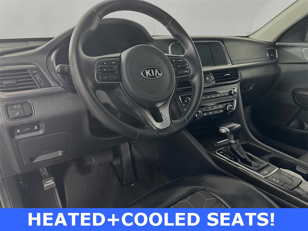 2018 Kia Optima EX photo 2