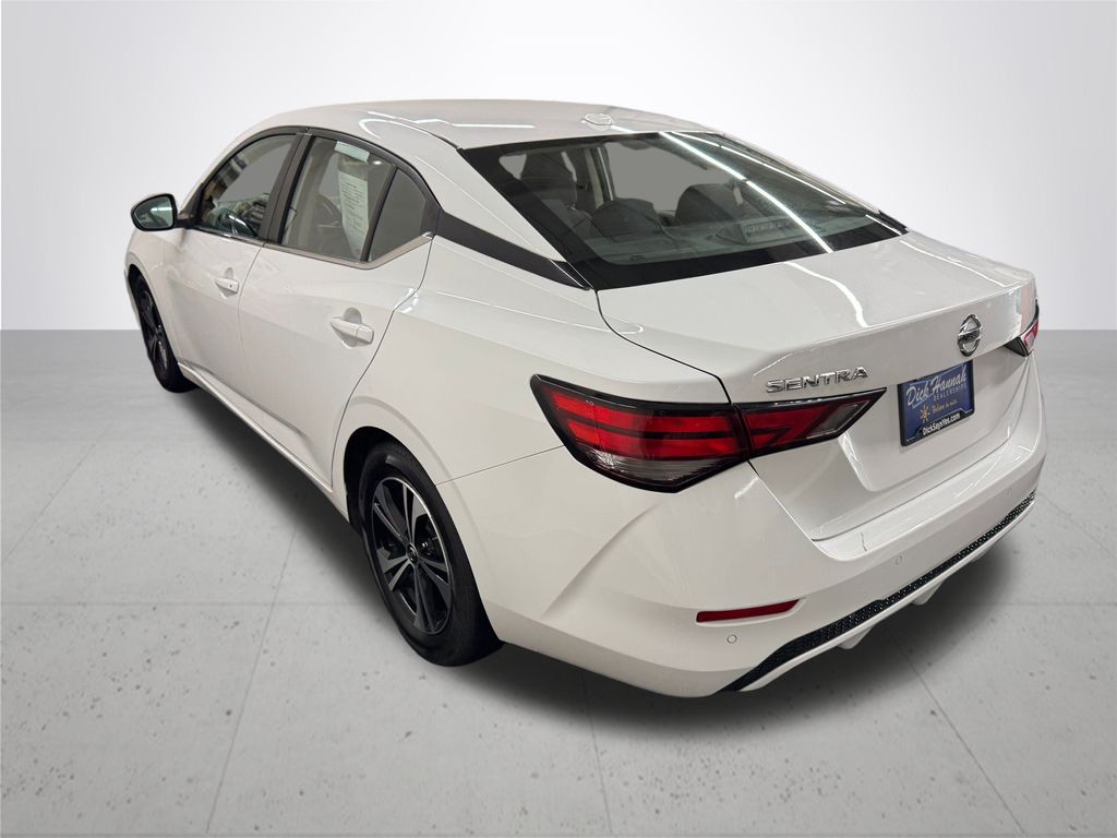 2022 Nissan Sentra SV photo 4