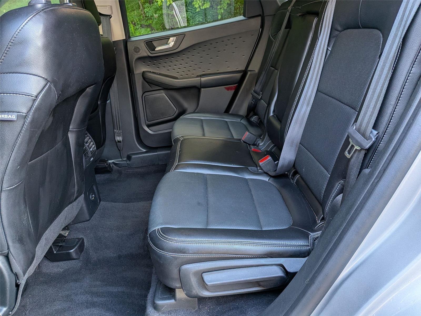 2020 Ford Escape Titanium photo 21