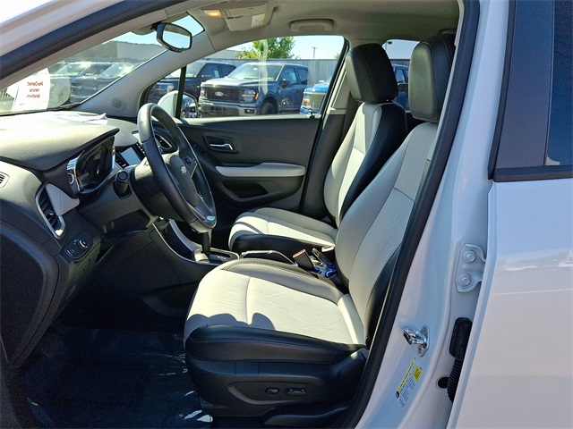 2022 Chevrolet Trax LT photo 13