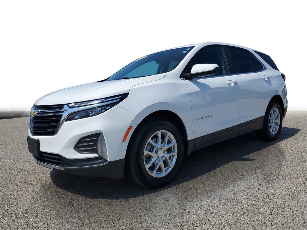 2022 Chevrolet Equinox LT photo 3