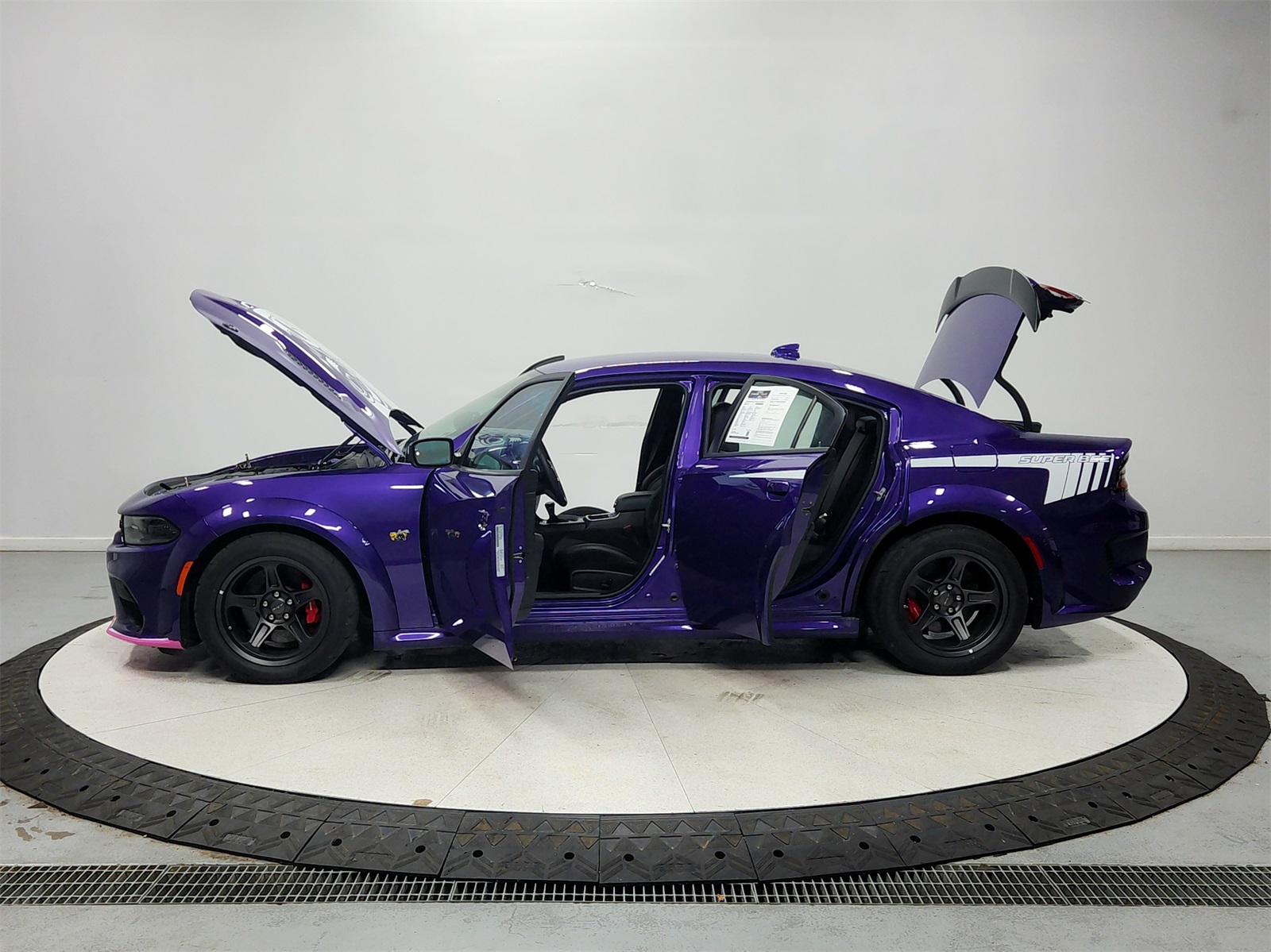 2023 Dodge Charger R/T Scat Pack Widebody photo 12