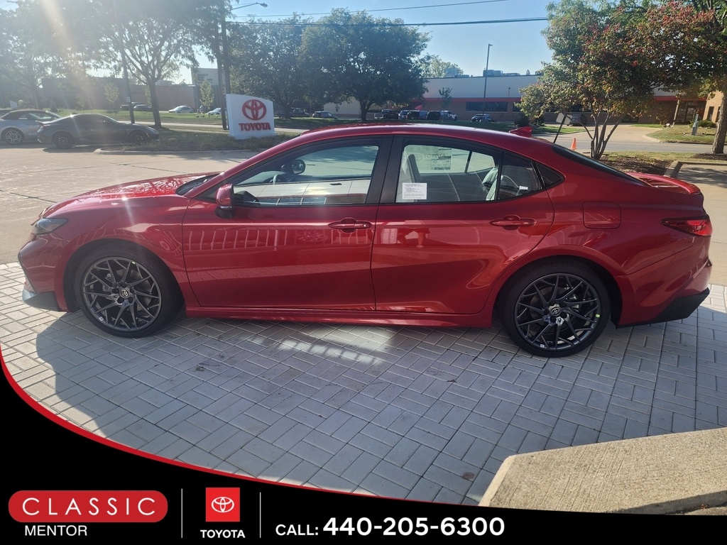 2026 Toyota Camry SE photo 3