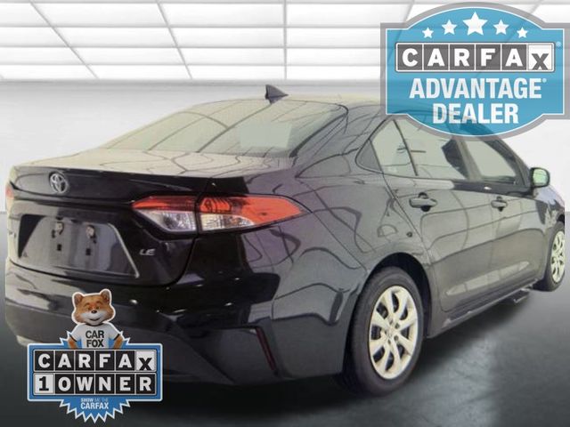 2022 Toyota Corolla LE photo 2