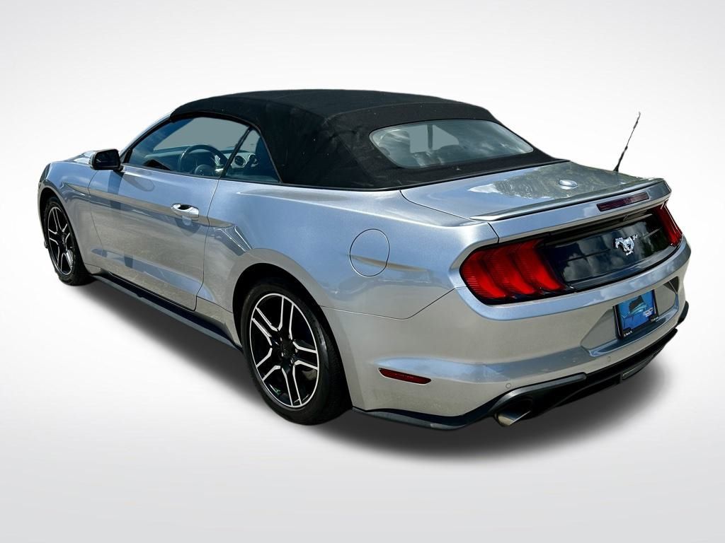 2022 Ford Mustang EcoBoost Premium photo 4