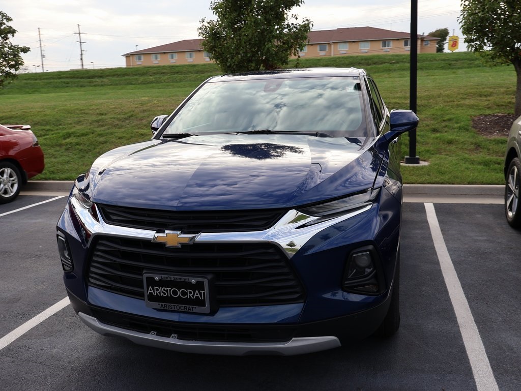 2022 Chevrolet Blazer 2LT photo 2