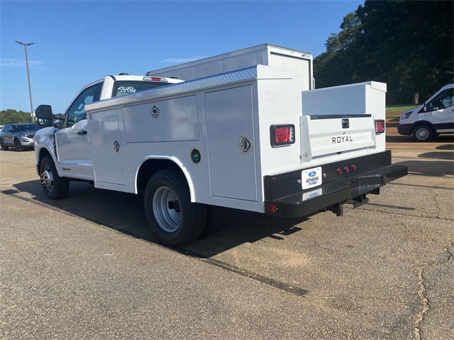 2024 Ford F-350 photo 5