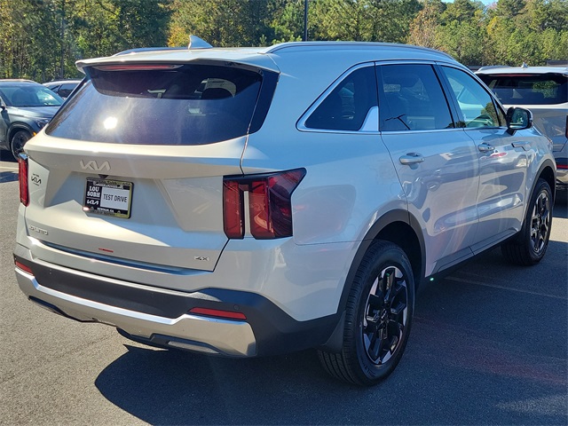 2026 Kia Sorento S photo 3