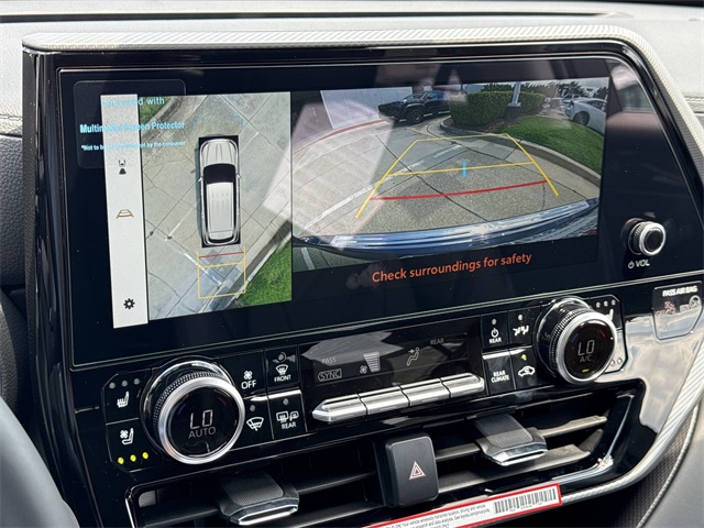 2025 Toyota Highlander Platinum photo 27