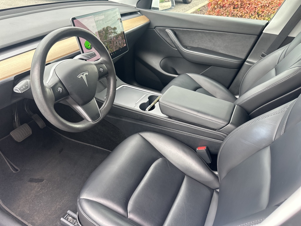 Used 2021 Tesla Model Y Long Range with VIN 5YJYGDEE9MF229584 for sale in Northfield, Minnesota
