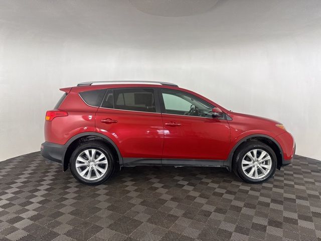2015 Toyota RAV4 Limited photo 5