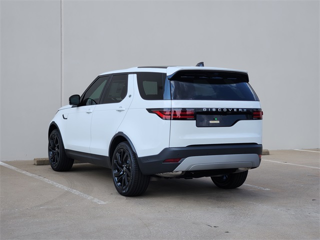 2025 Land Rover Discovery S photo 3