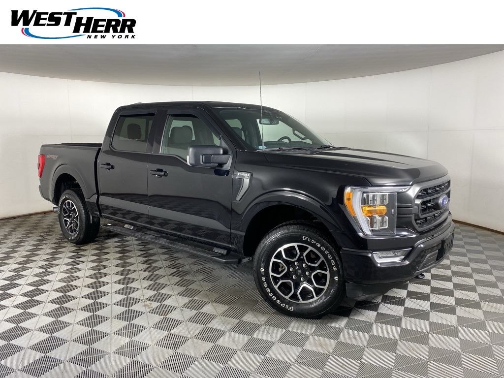 2021 Ford F-150 XLT's photo
