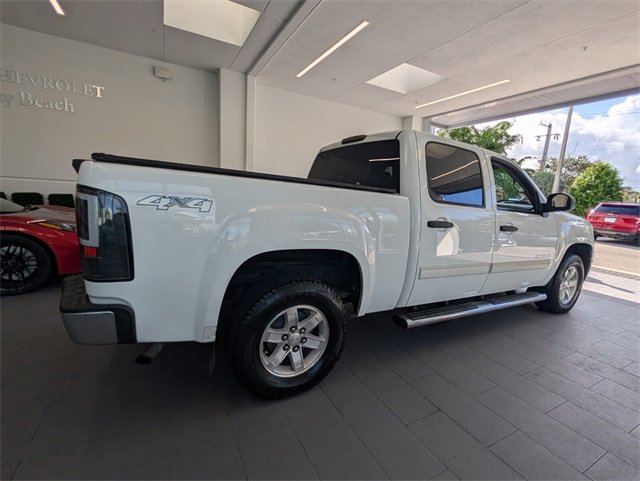 2011 Gmc Sierra 1500 SLE photo 12