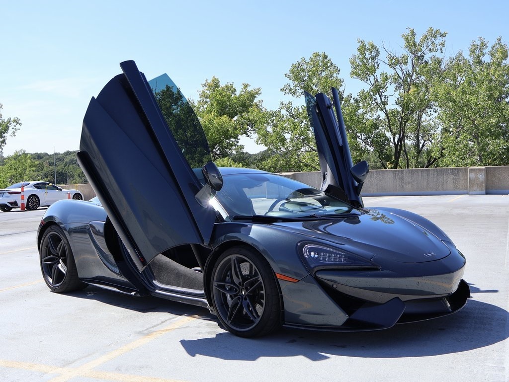 2019 Mclaren 570S photo 26