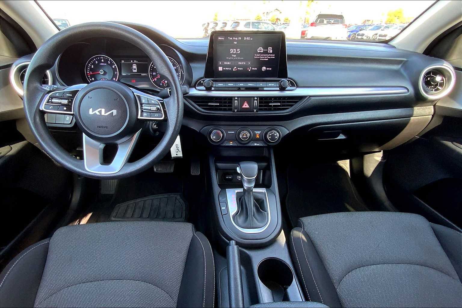 2023 Kia Forte LXS photo 12
