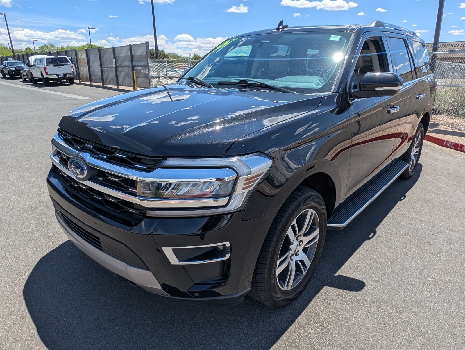 Used 2023 BLACK Ford Limited image 9