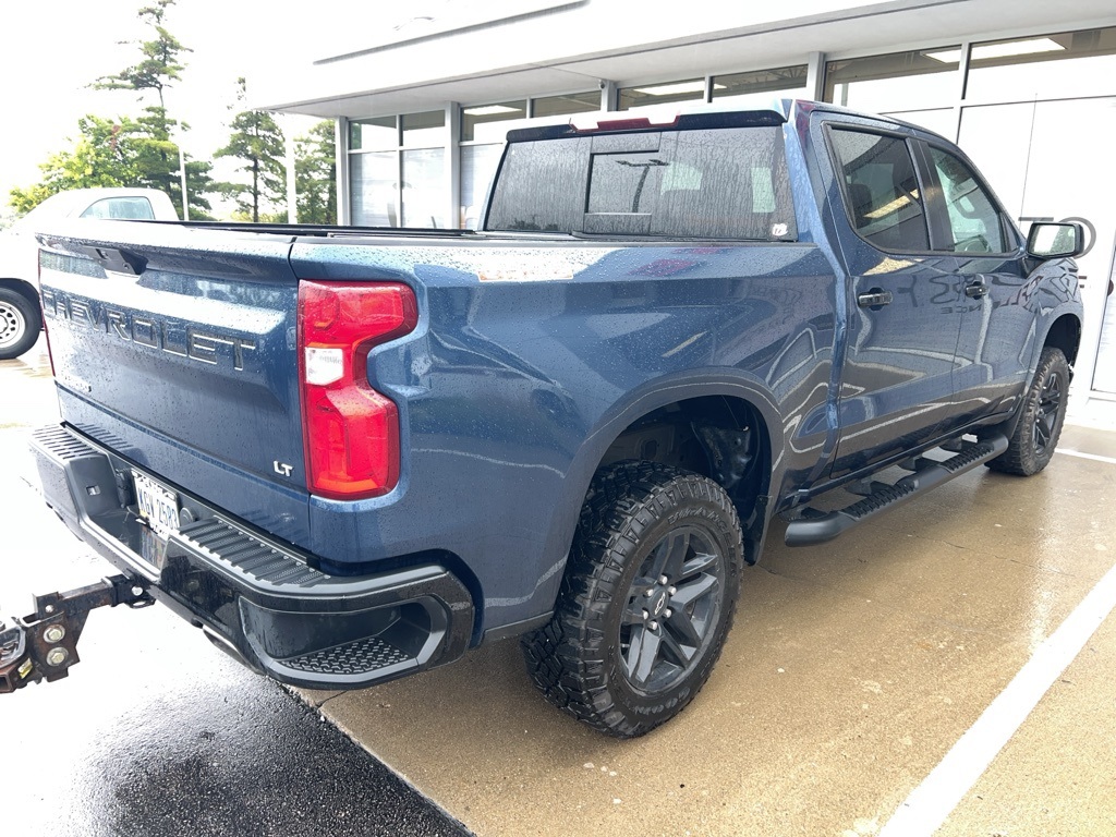 2021 Chevrolet Silverado Trail Boss LT photo 3