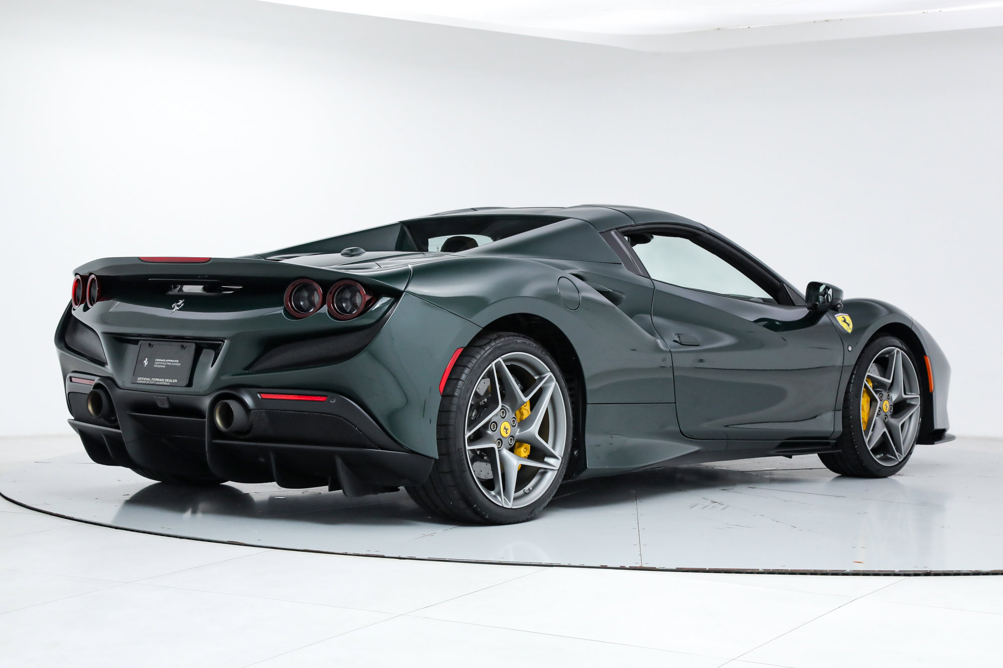 2022 Ferrari F8 Spider photo 10